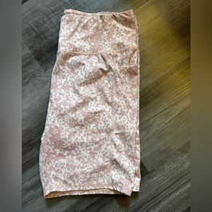 Womens biker shorts with pockets size large